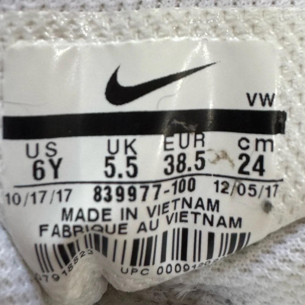 Nike Court Boroughs Mid Grade School White Sneakers Running Shoes Size 6Y - Picture 4 of 10